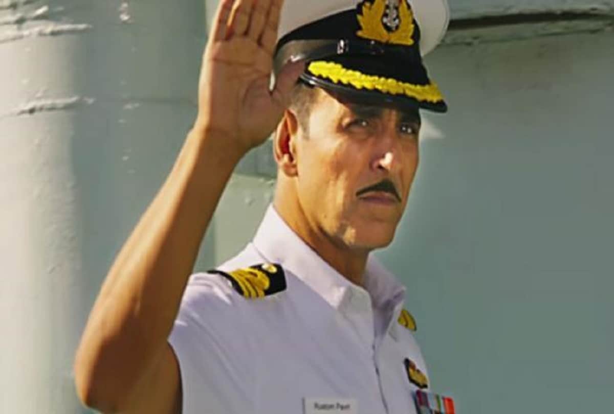 Akshay Kumar and 7 other Lands In A Legal Trouble For Calling The Lawyers ‘Shameless’ In His Film Rustom