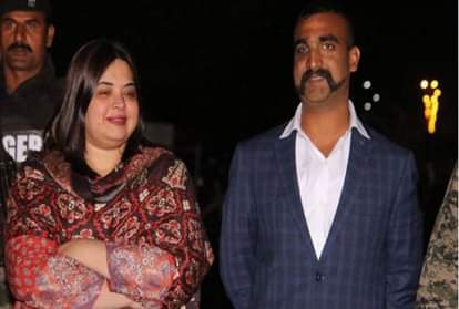 पाकिस्तानी अधिकारियों के साथ वाघा बॉर्डर पर पहुंचे थे अभिनंदन, फाइल फोटो