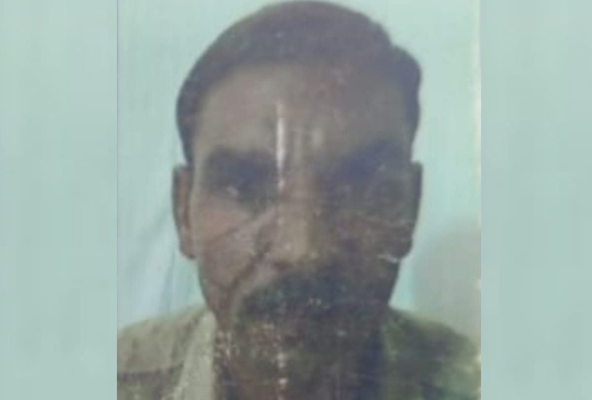 delhi police asi killed himself in pcr at moti nagar police suspect domestic tension