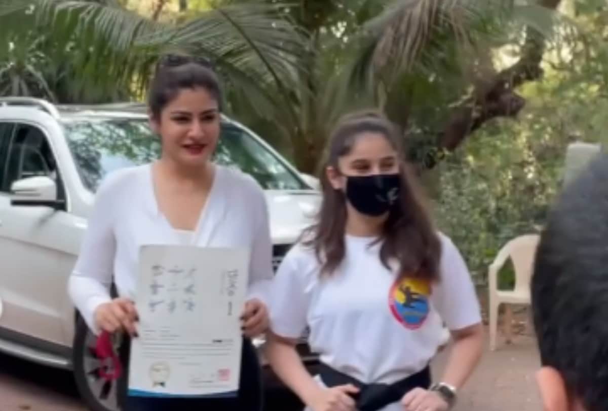 Raveena Tandon post her instagram to show off daughter rasha thadani achievement