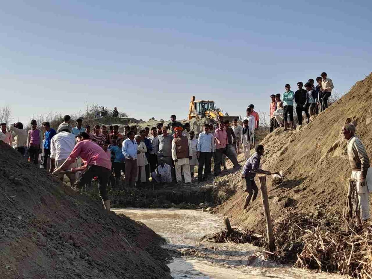 Farmers building dams stopped water flow