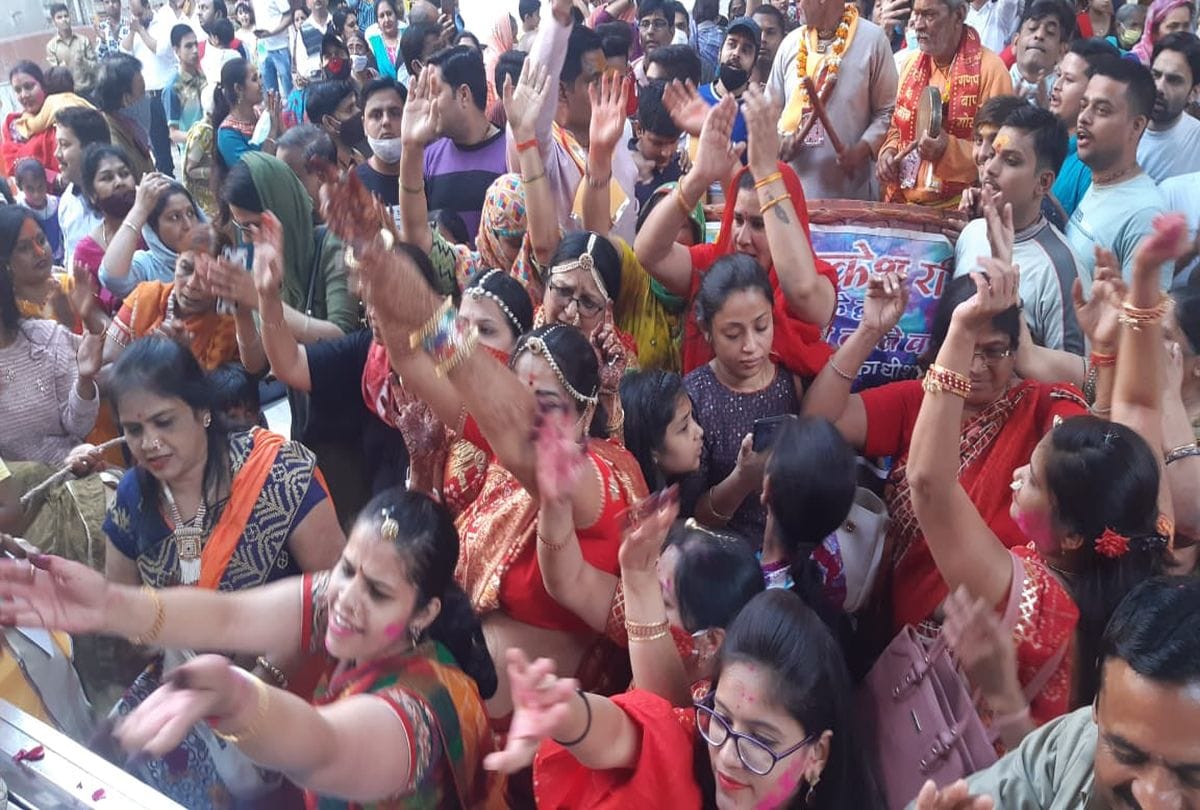 Holi 2021 celebrations starts in Dwarkadhish Temple Mathura