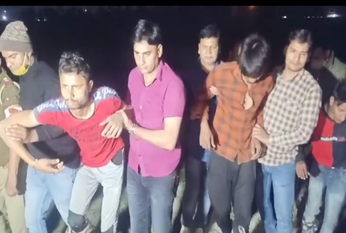 UP hapur three accused who sexually assaulted a woman in auto rikshaw arrested in encounter