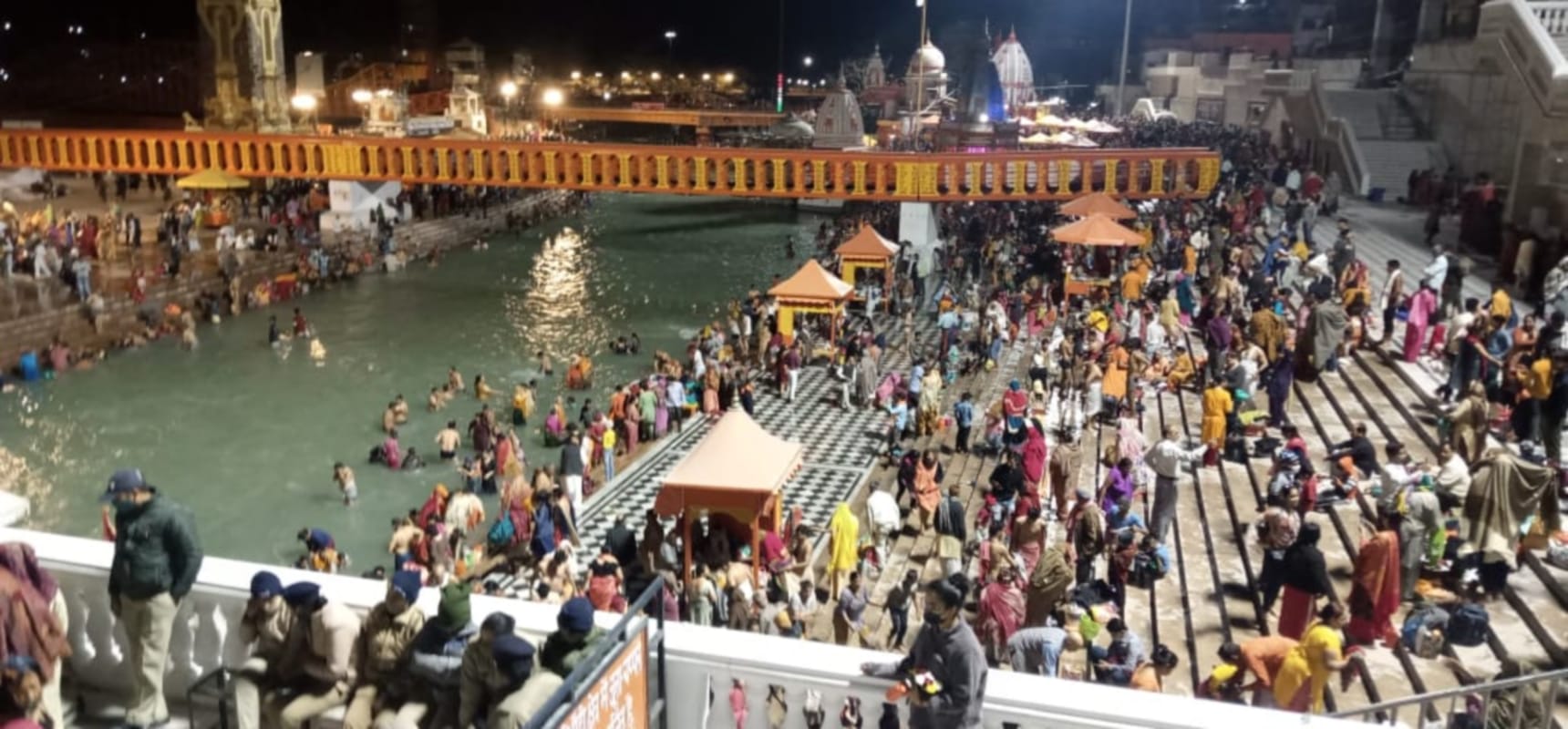 Magh Purnima Snan 2021 in Haridwar Kumbh Mela: Magh Purnima Ganga Snan Today photos