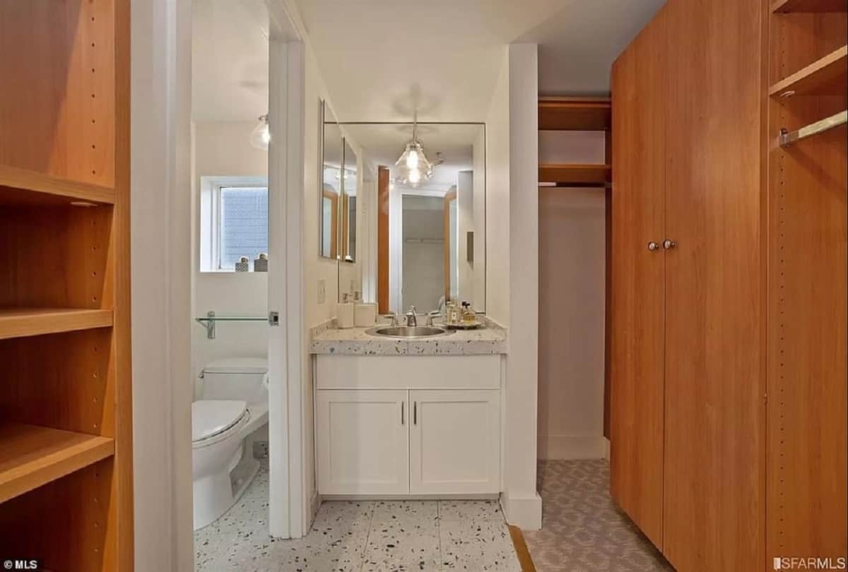 american vice president kamala harris finally shifted to Washington dc and now her old house s on sale