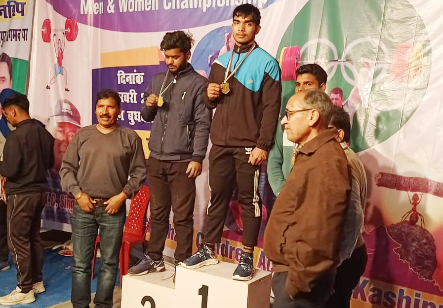 Anuj of Miragpur wins gold in open state weightlifting