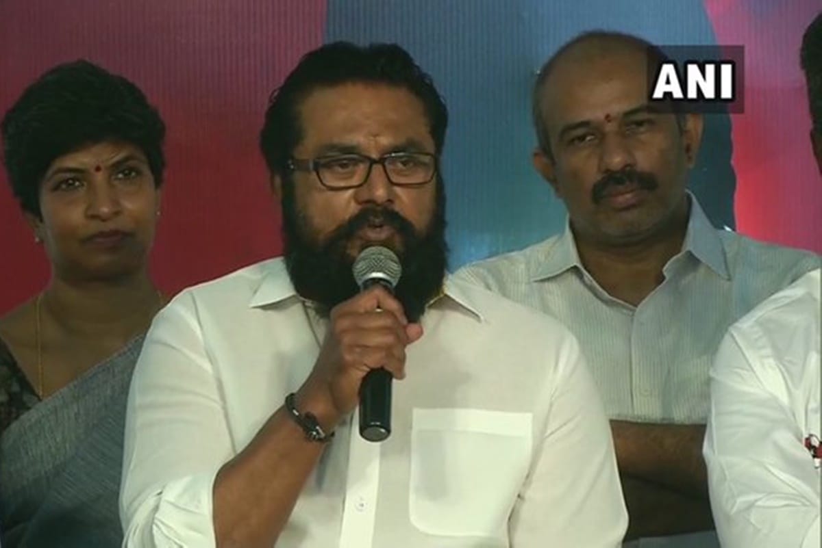 r sarath kumar announce to join hands with indhiya jananayaga katchi & contest elections tamilnadu assembly kamal hassan