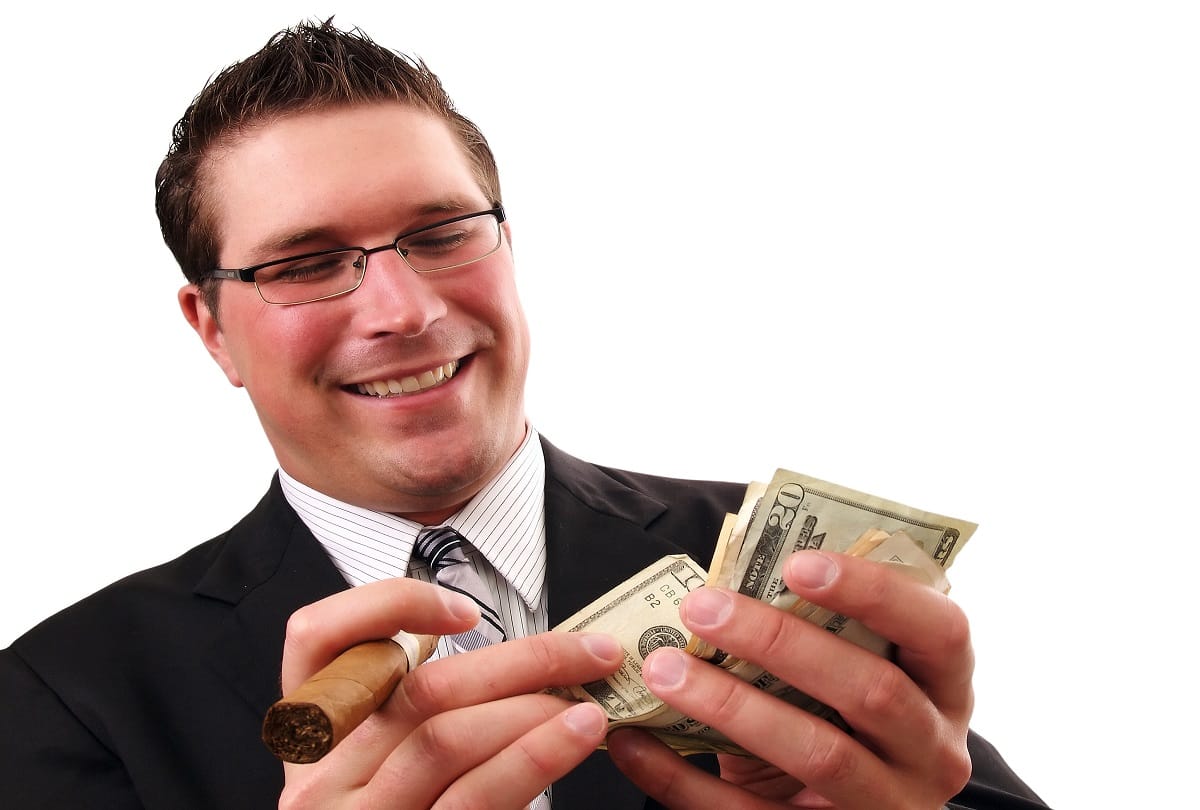 According to the study know why rich people live happier