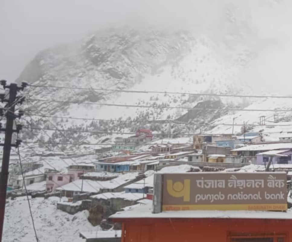 Uttarakhand Weather Forecast Today Update : snowfall in kedarnath and badrinath photos