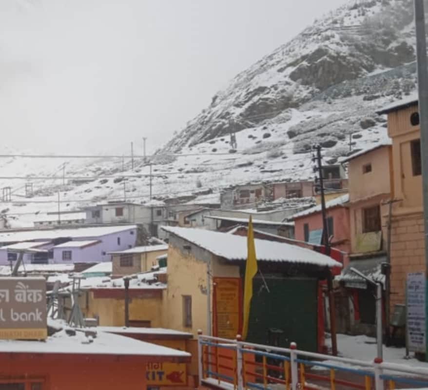 Uttarakhand Weather Forecast Today Update : snowfall in kedarnath and badrinath photos