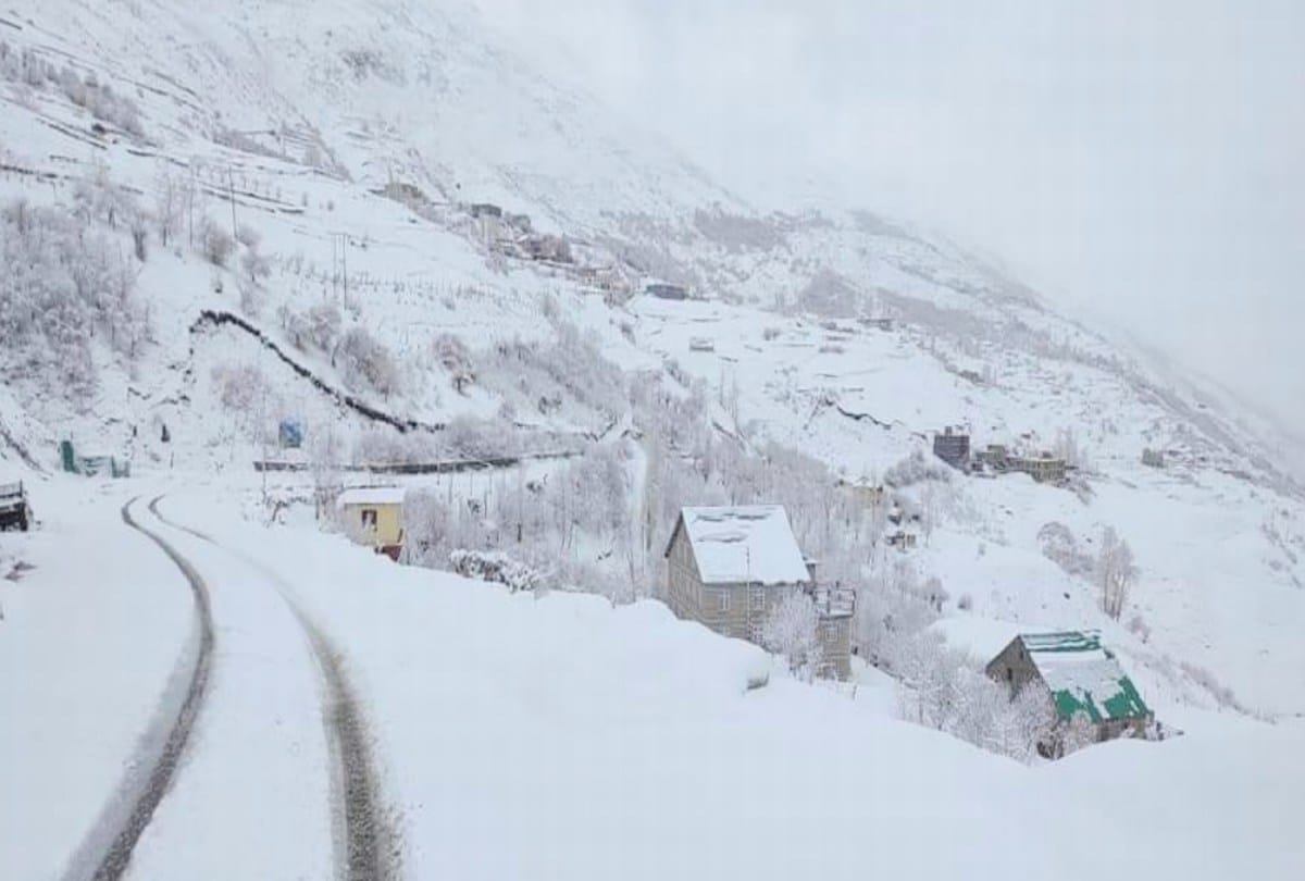 snowfall recorded in rohrang and high hills, atal tunnel closed, hailstorm and rain in shimla
