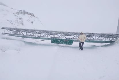 snowfall recorded in rohrang and high hills, atal tunnel closed, hailstorm and rain in shimla