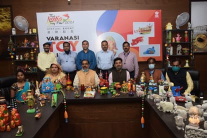 PM Modi inaugurates India Toy Fair-2021 also talks with shilpi varanasi