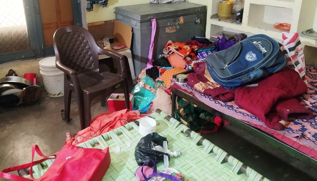 Jewelry and cash stolen from two houses