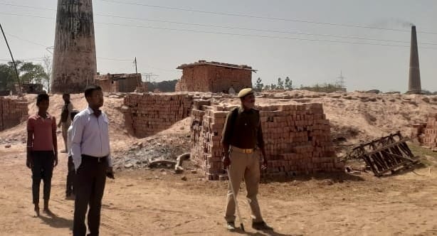 Action on four brick kilns that did not deposit royalty