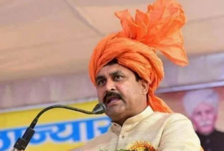 14 thousand US dollars and one crore cash found at house of Mehm MLA