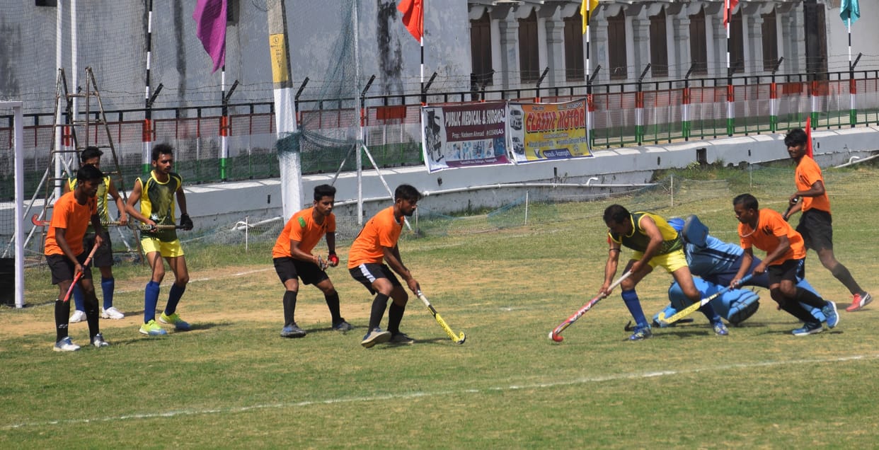 Azamgarh, Tarwan, Shibli College and Rampur won