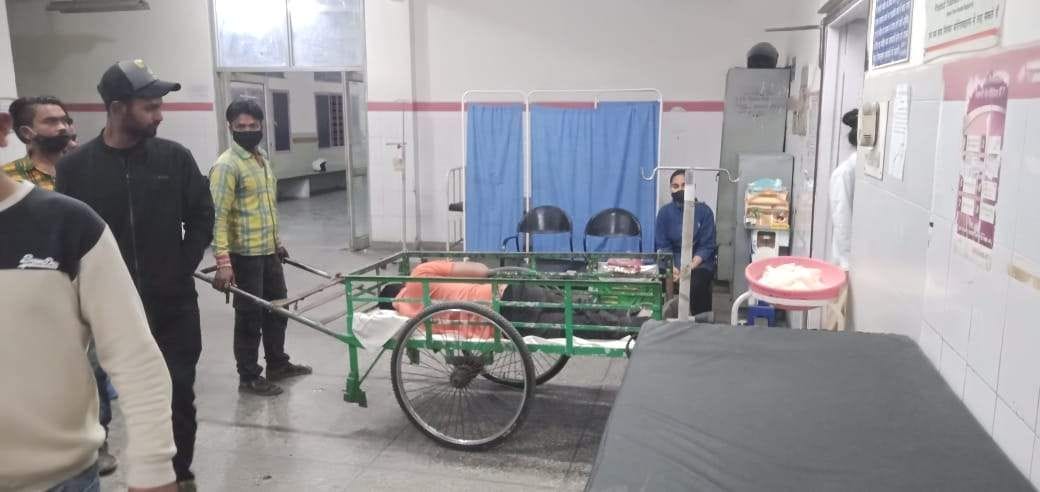 Emergency patient being treated in the cold