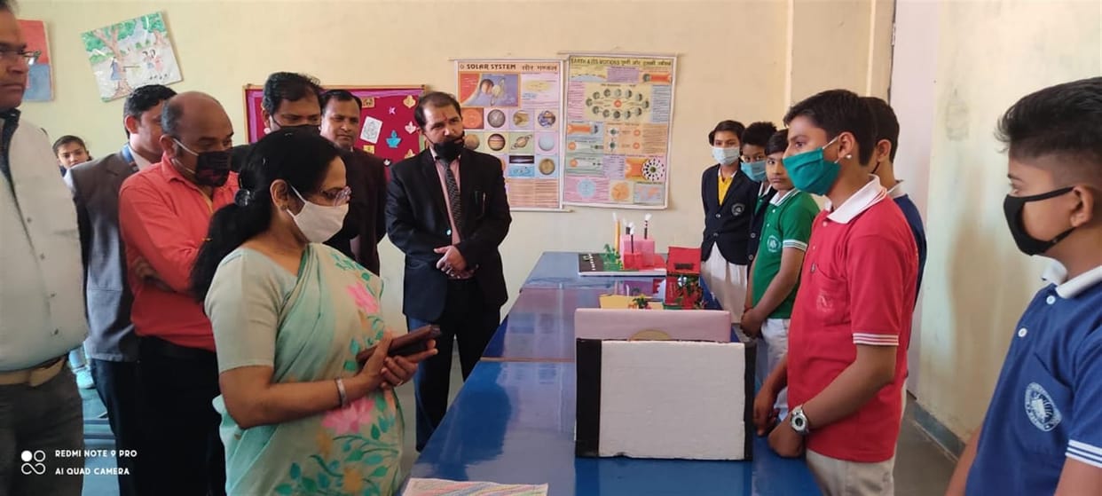 gave moral eduation to student with study