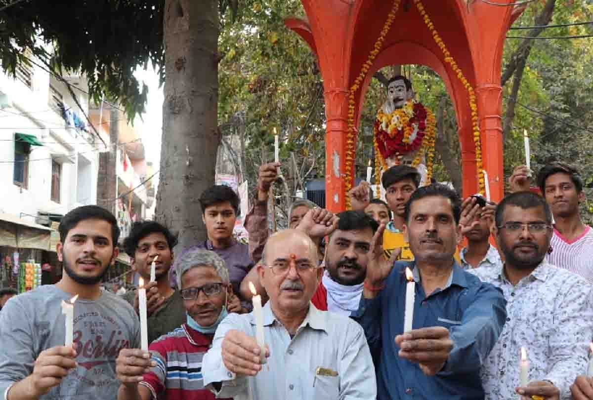 Kanpur: Homage to martyr Chandrashekhar Azad on the day of sacrifice