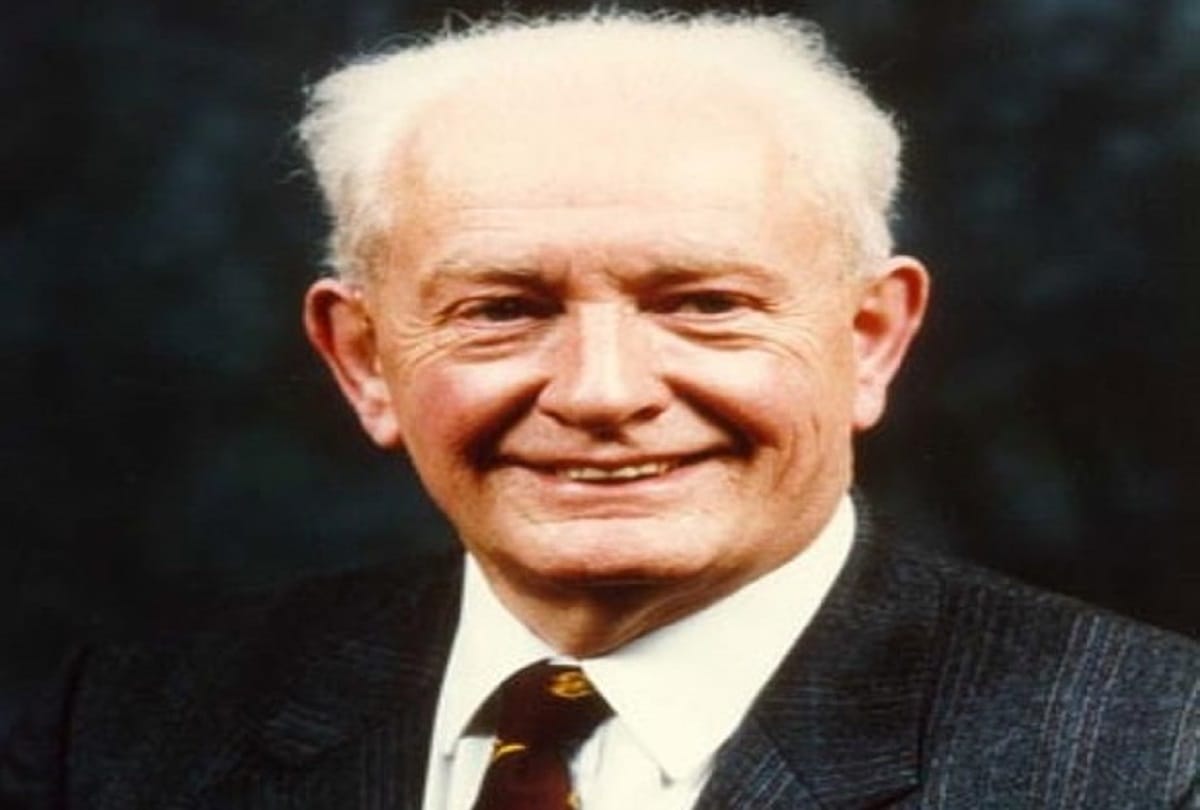 British medical physicist Professor John Mallard who pioneered development of MRI scan dies