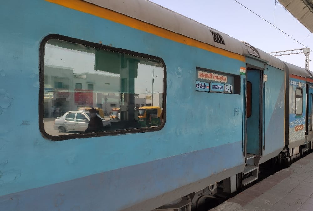 A report on condition of Shatabdi Express.