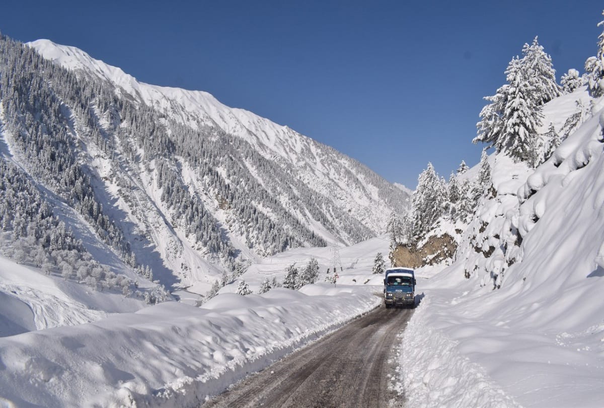 bro opens strategic srinagar leh highway after 58 days