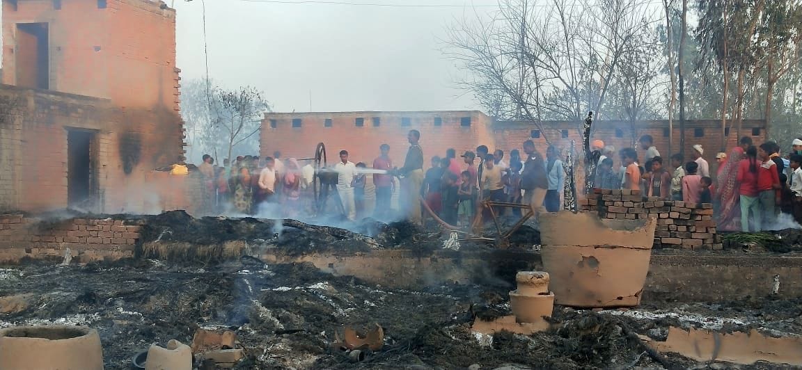 44 houses burnt to ashes