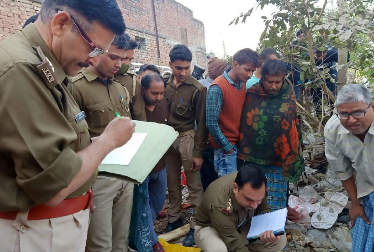 Sensation from two murders: the woman sleeping in the house strangled to death, the body of an old woman found in the bushes