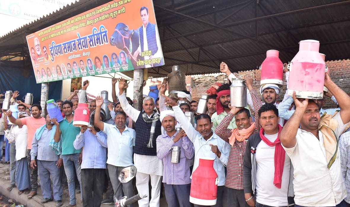 Milk traders protest against oppression