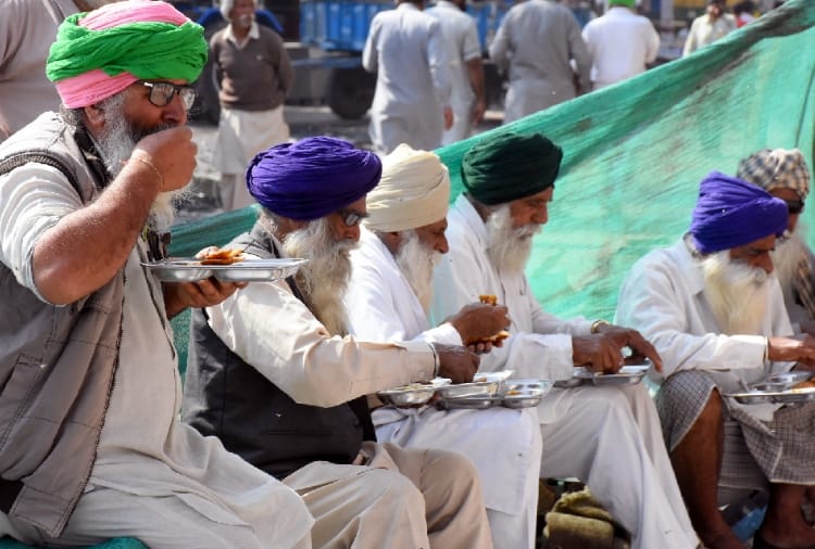 Sanyukta kisan morcha denied news to increase rate of Milk