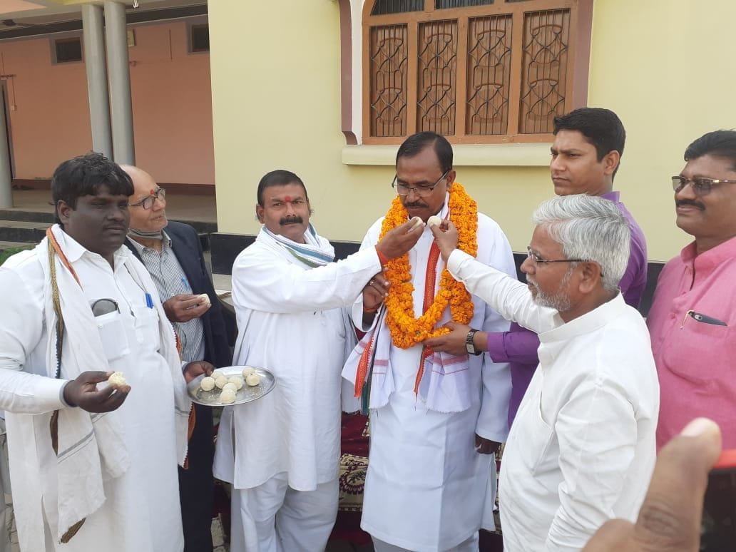 ramji giri became deoria president of  congress