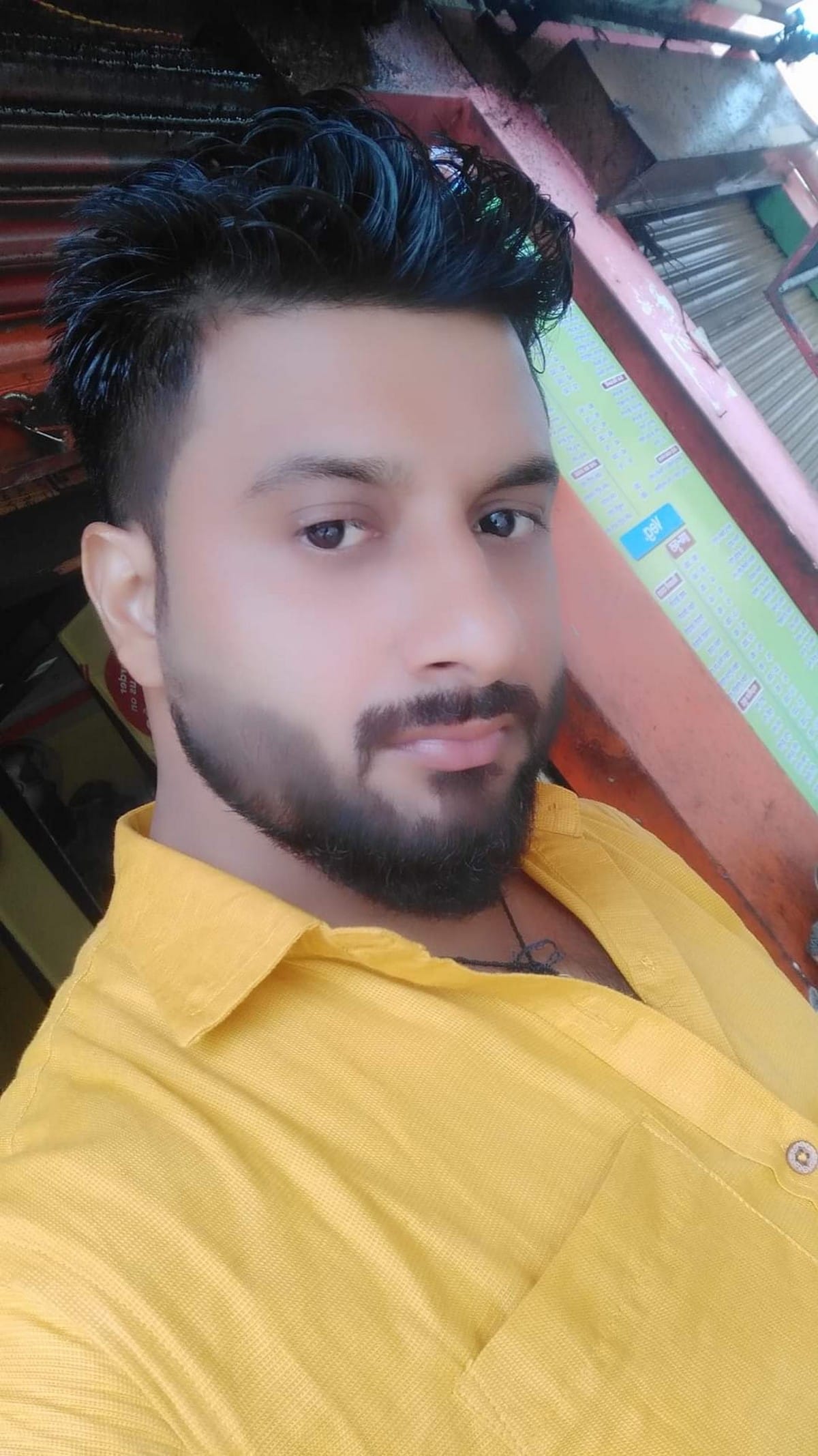 man dead body found in ganga at kedarghat varanasi