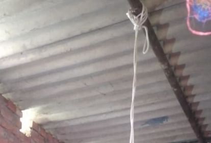 Coupel suicide hanged after nine months of marriage in azamgarh up