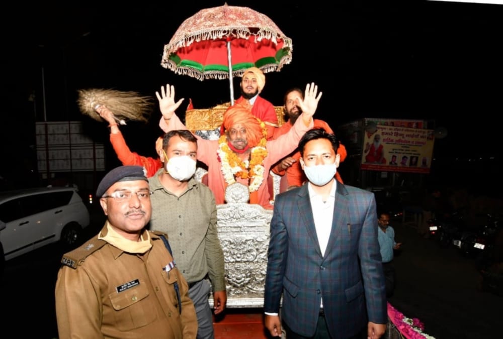 Haridwar Maha Kumbh Mela 2021: Grand Welcome of Juna, Awahan and Kinnar Akhada in City Photos