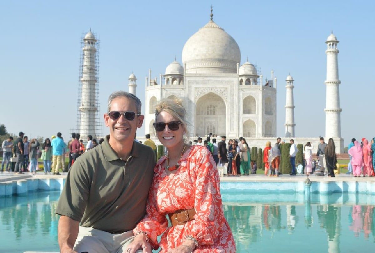 American Air Force Commander visit the Taj Mahal with his wife