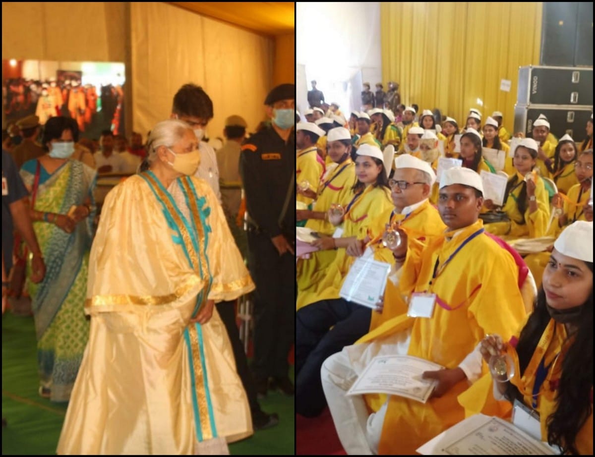 Kashi vidyapeeth convocation: Governor Anandi Ben Patel distributed Gold Medals and degrees to students