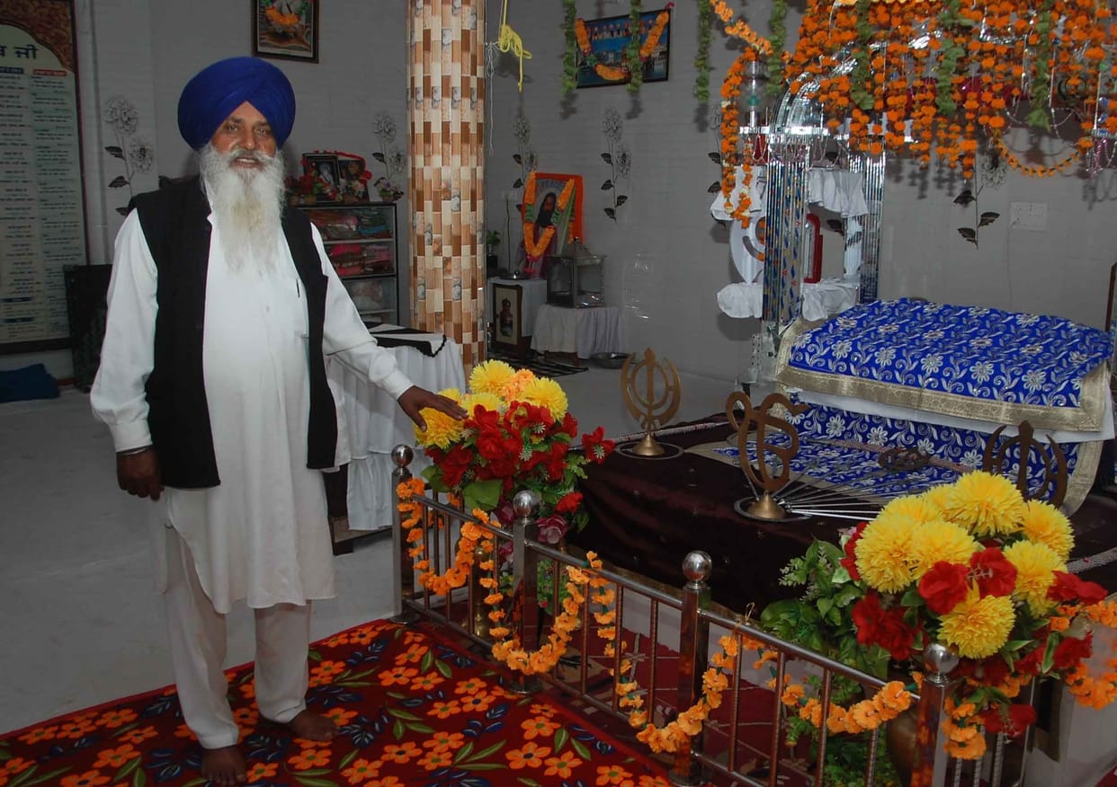 Thieves took away donation box and cameras from Gurdwara Sahib in Kumbhda village