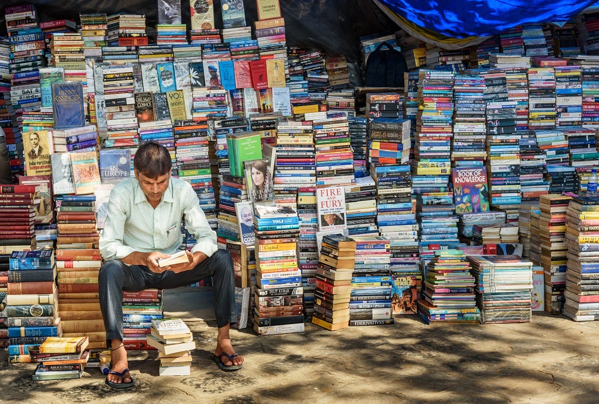 World Poetry Day 2021: importance and history of world poetry day in hindi