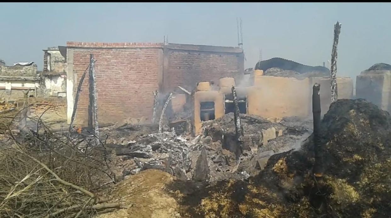Fire set in after dispute, six houses ashes
