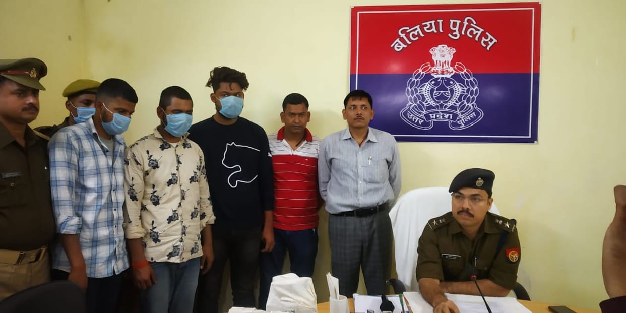 Ballia: Pickup robbery revealed in 48 hours, three accused arrested with pistol and bike