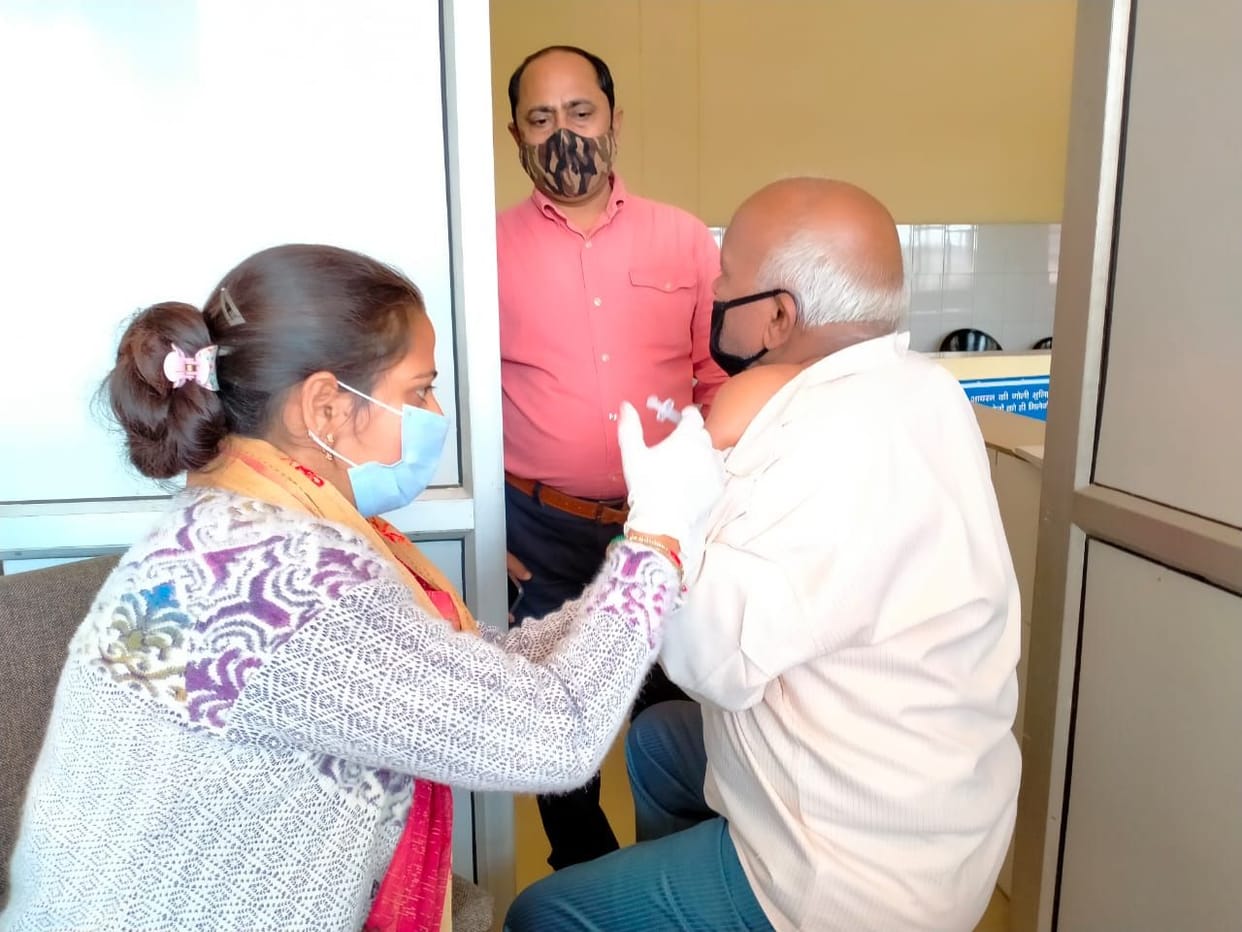 197 elderly people vaccinated in district and women's hospital