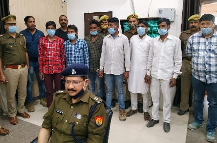 Gang arrested in Uttarakhand, six arrested including guard, gangster