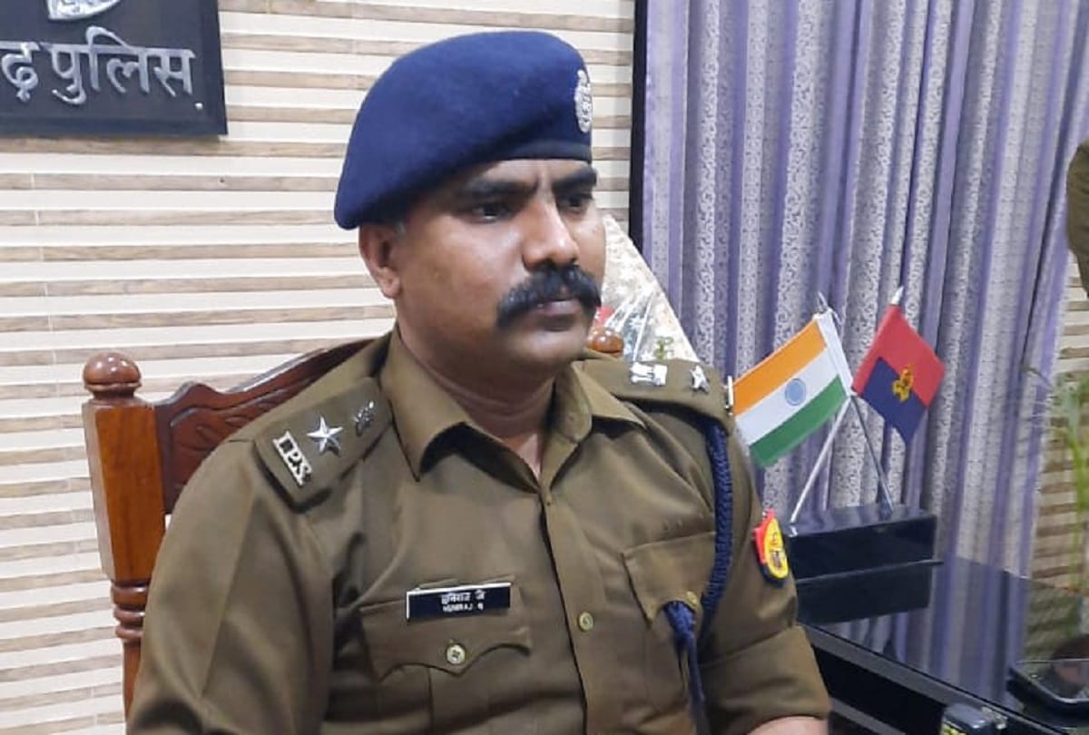 sales officer missing case agra police found cctv footage fridge and woman with loading tempo