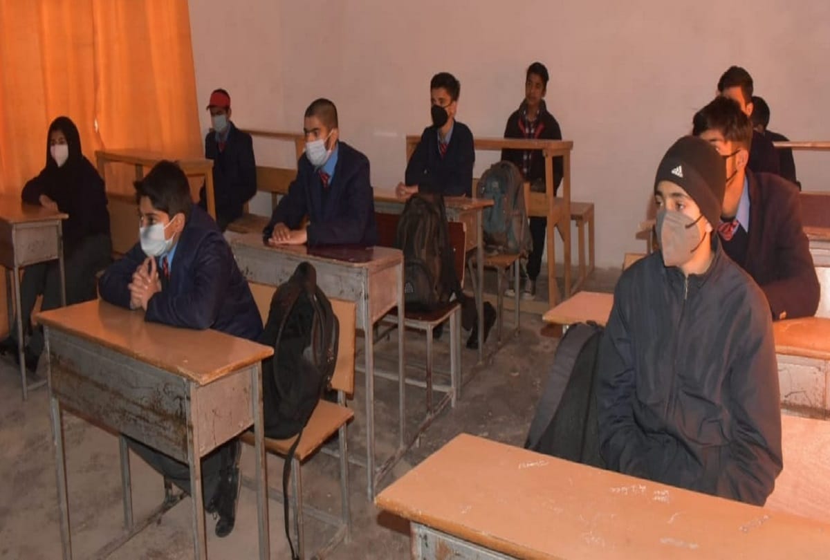jammu-kashmir: Schools of Winter Zone Opened in Odd-Even way in Valley