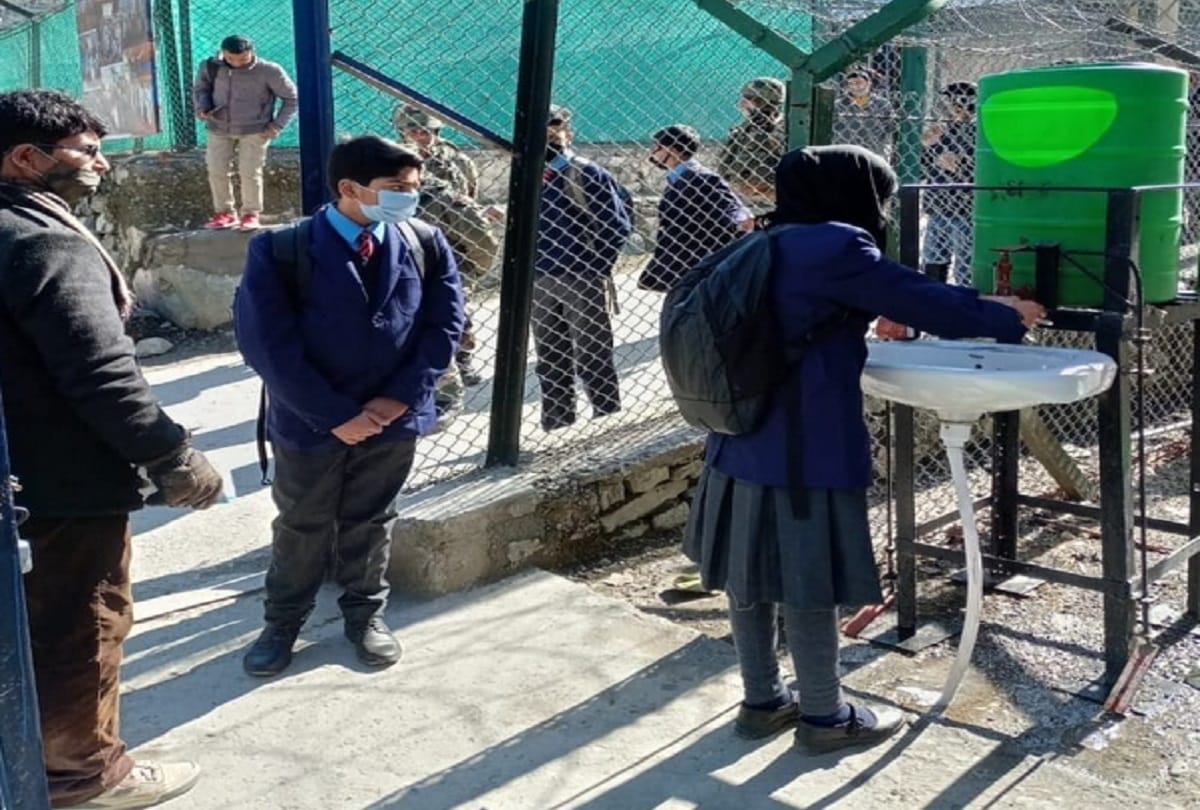 jammu-kashmir: Schools of Winter Zone Opened in Odd-Even way in Valley