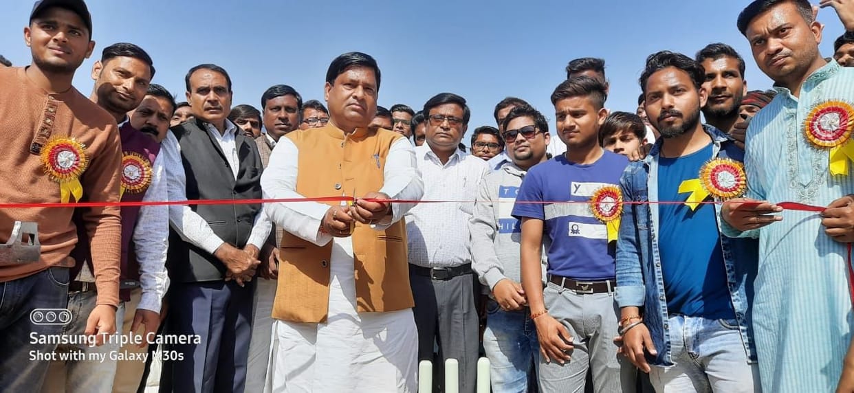 aligarh defeated to shikohabad in first match