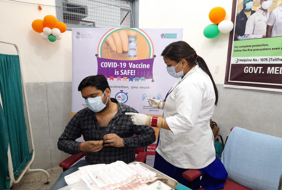 Prime Minister Modi got Corona vaccine Vaccination in Jammu and Kashmir