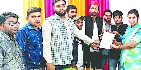 University of Rohilkhand: Students angry at releasing examination program without completing the course