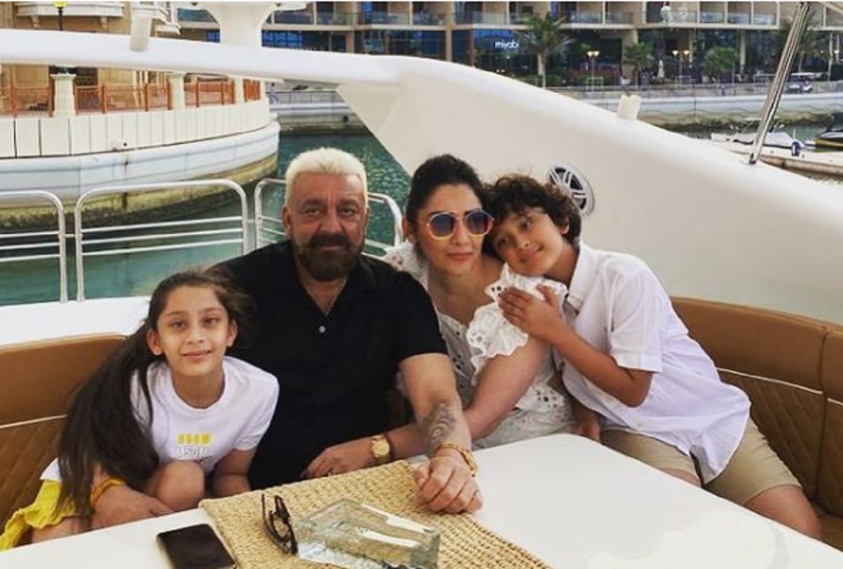 Get some Fashion inspiration From Sanjay Dutt's wife Manyata Dutt. Images Inside